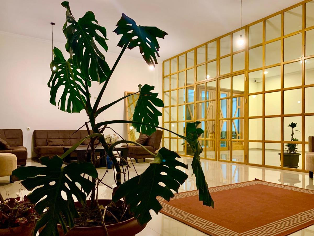 The Wine Hotel Telavi Ngoại thất bức ảnh