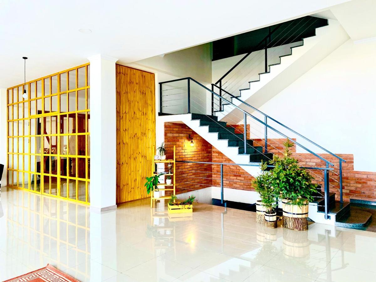 The Wine Hotel Telavi Ngoại thất bức ảnh